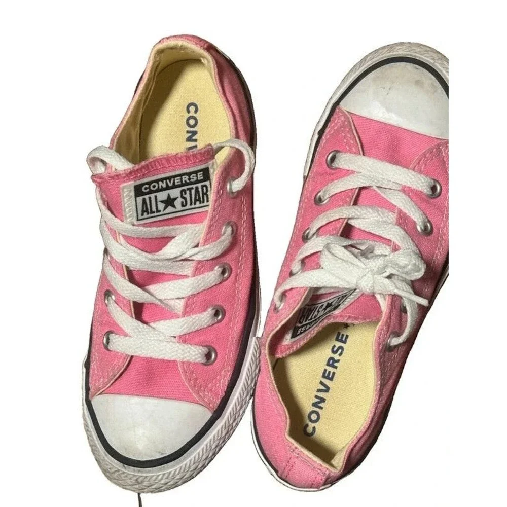 Converse Chuck Taylor All Star Shoes Youth Size 13 Pink Canvas Sneaker